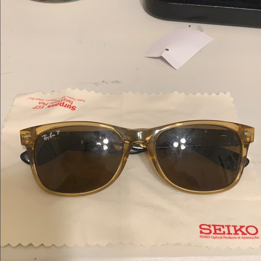 Rayban Wayfarer Polarized Sunglasses